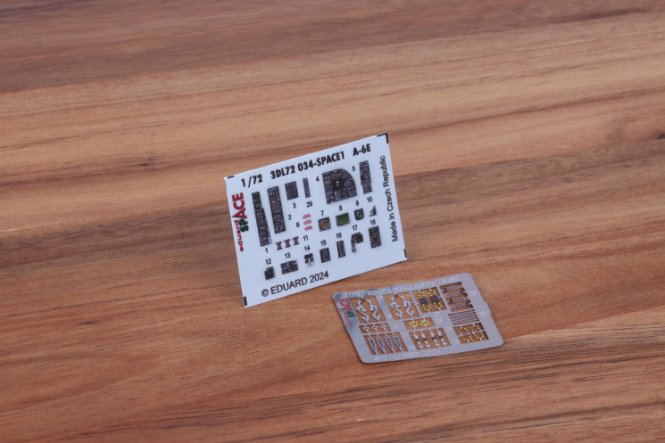 3DL72034 A-6E SPACE 1/72