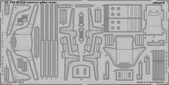 32750 B-25 кресла пилотов 1/32