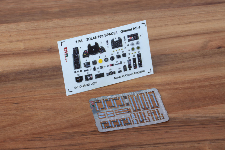 3DL48163 Gannet AS.4 SPACE 1/48