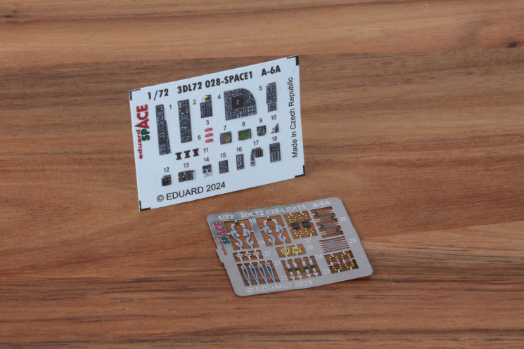 3DL72028 A-6A SPACE 1/72